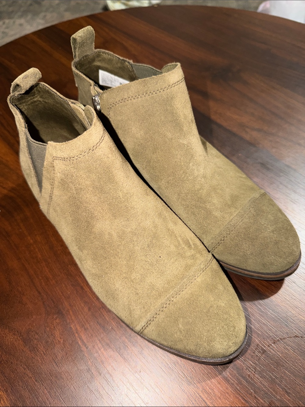 TOMS Canel Suede Chelsea Ankle Booties Women’s 8.5
